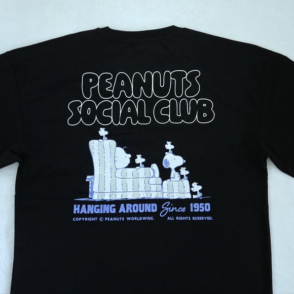 Peanuts "Peanuts Social Club" Graphic Tee👕 - NWT - Picture 14 of 15